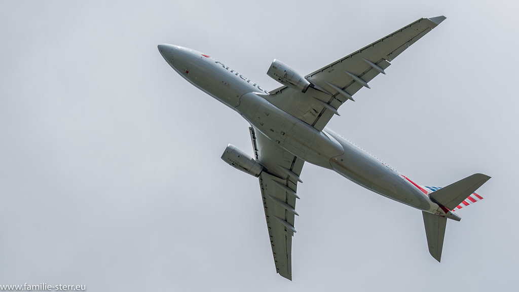 N-279AY