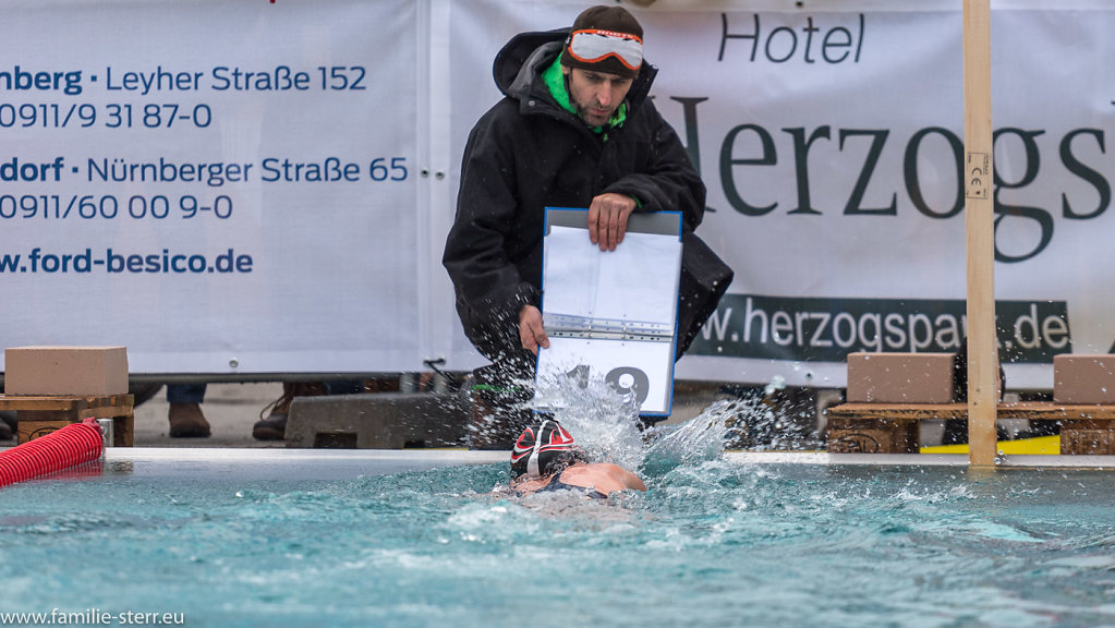 Eisschwimmen Veitsbronn Januar 2018