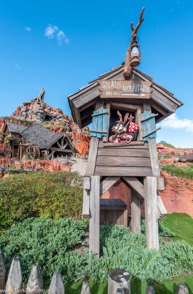 Splash Mountain