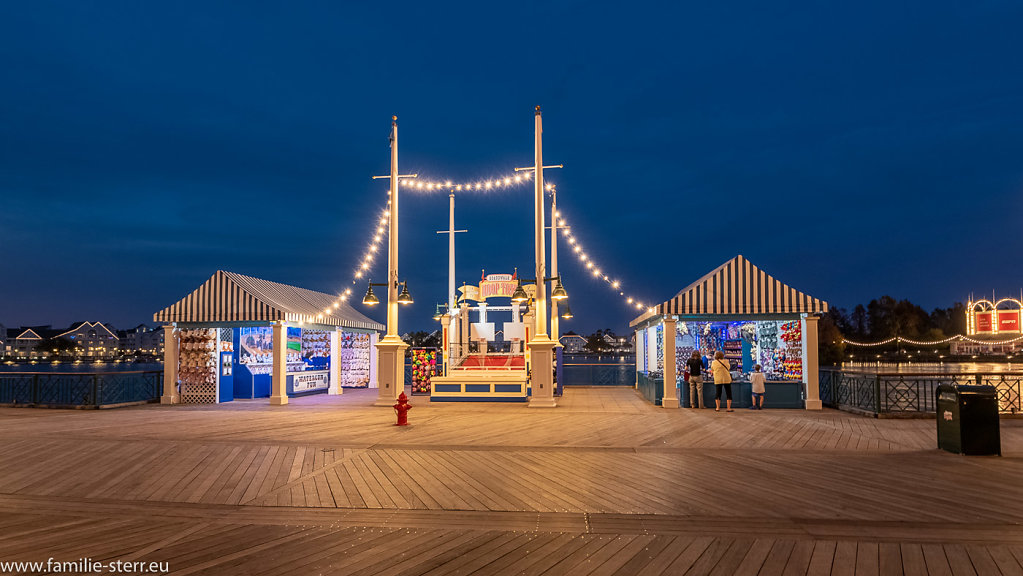 Hollywood-Studios-Boardwalk-2018-12-27-116-HDR.jpg