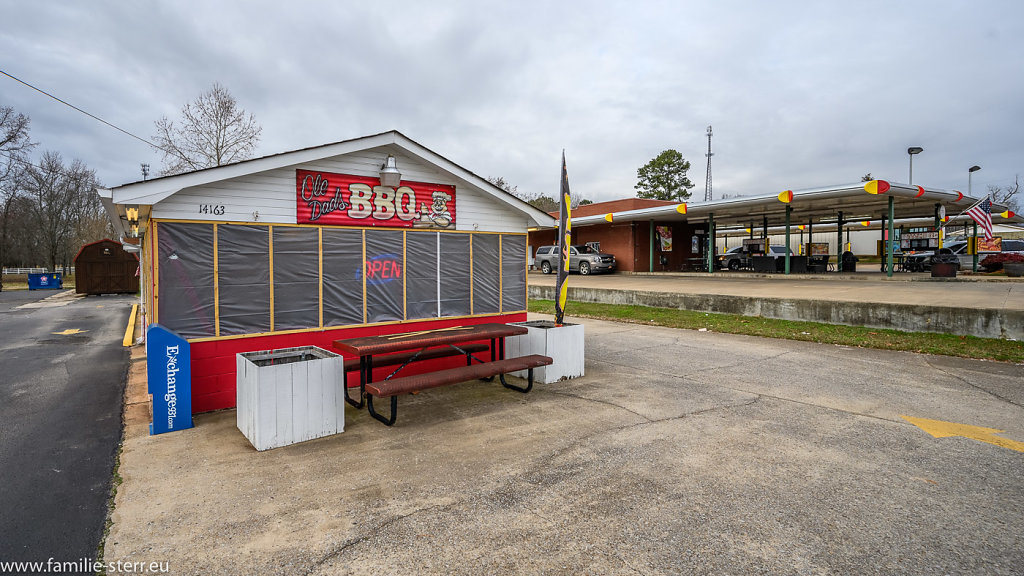 Ole Dad's Bar-B-Que